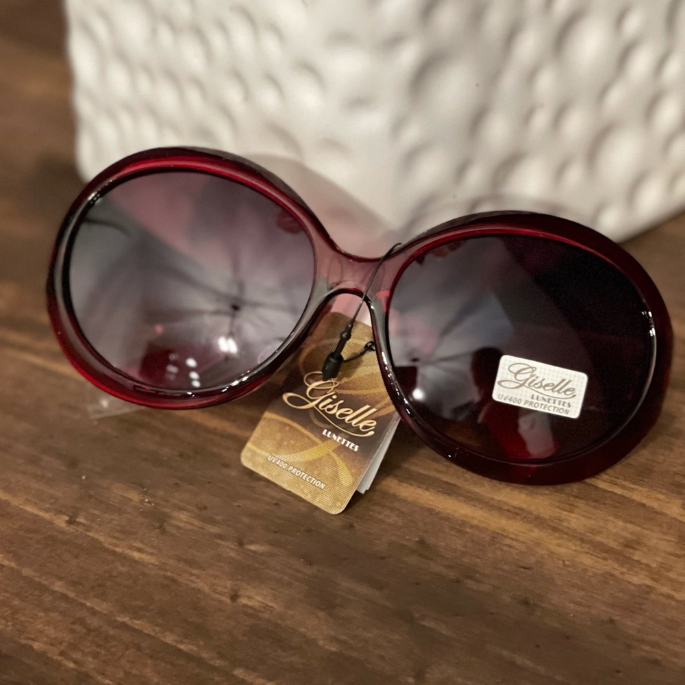 Giselle Sunglasses Red UV 400, NWT